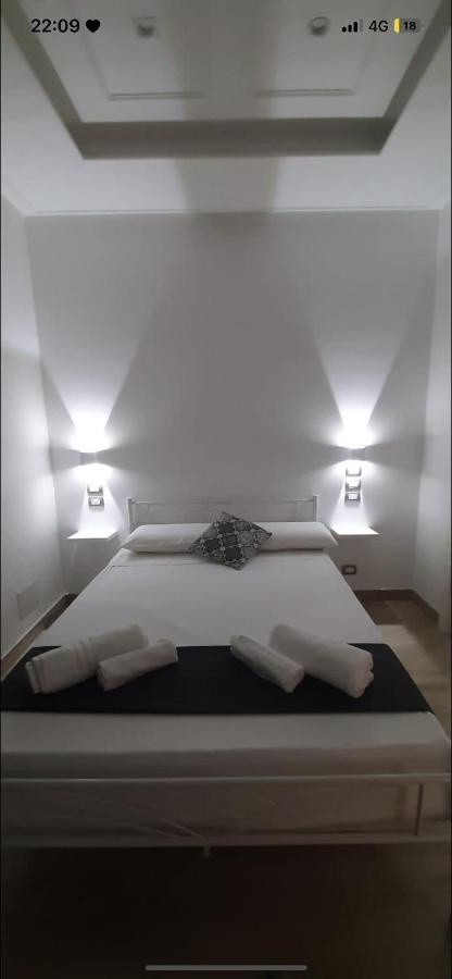 Le Chic Rooms Nápoles Exterior foto